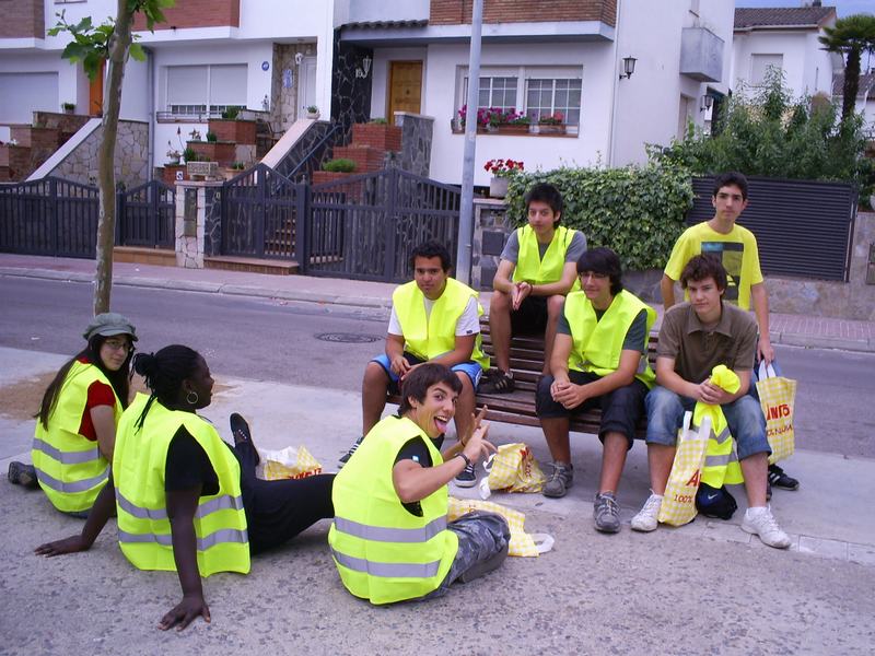 LOS CHICOS DE LOS CAMINOS